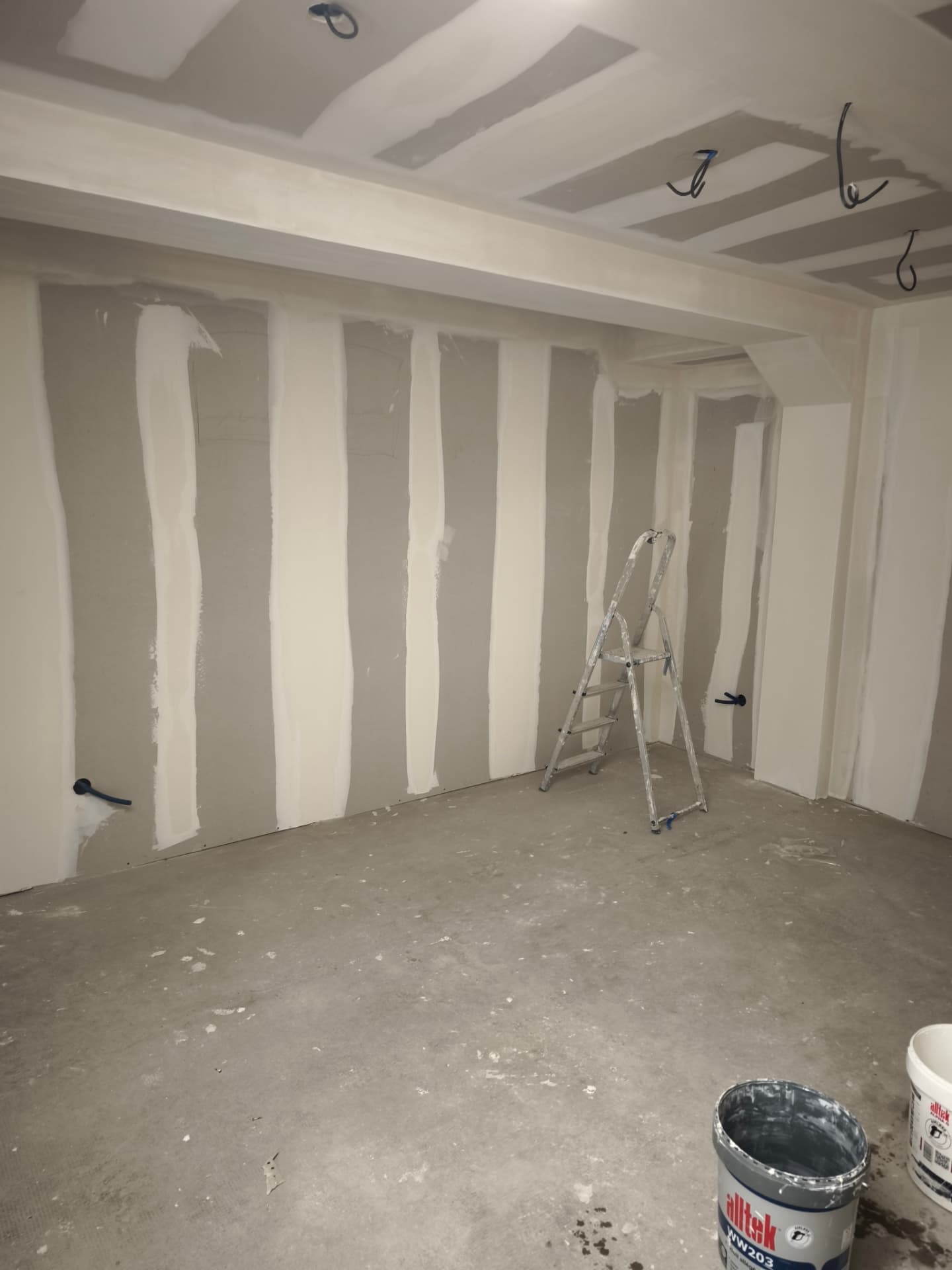 Plâtrerie & enduit — rénovation intérieure — chantier Eco Renov 67 à Bas-Rhin